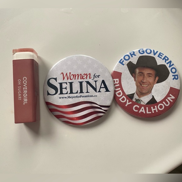 VEEP Selina Meyer & Buddy Calhoun buttons / pinbacks - Picture 3 of 3